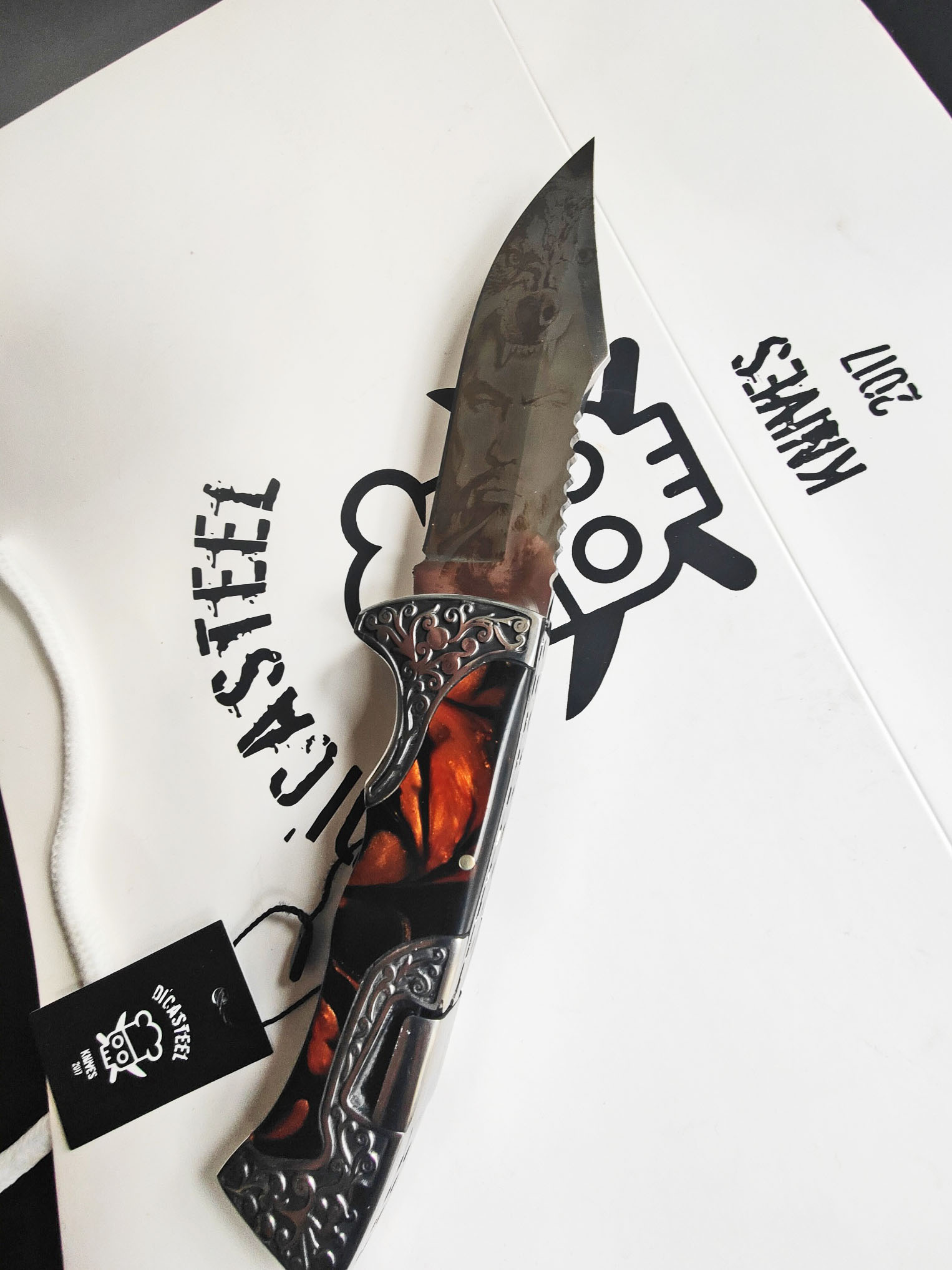 DCADV-002-Viking-Fighter-and-wolf-Engraved-6