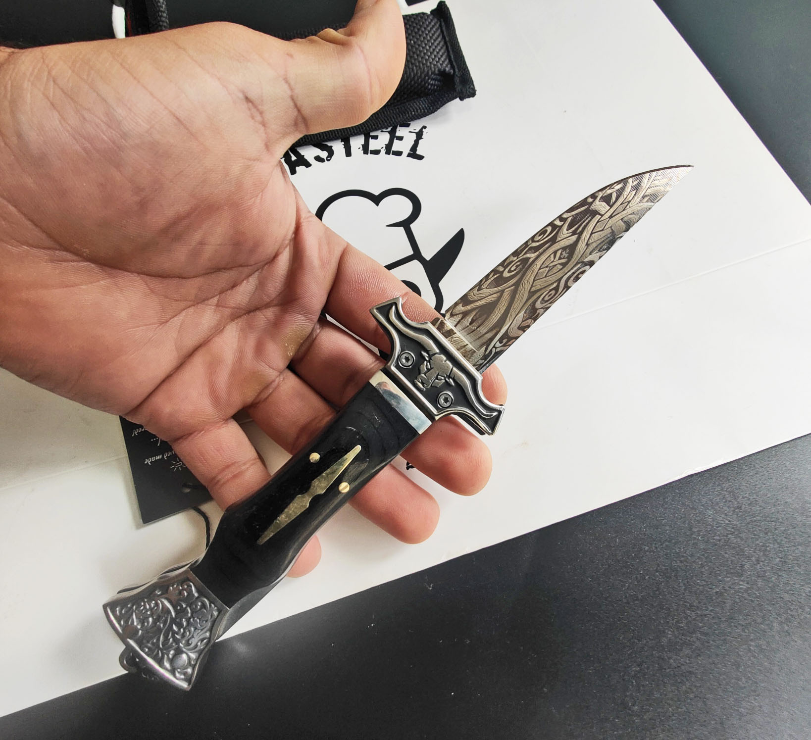 Custom Pocket Knife Irish Celtic Roots