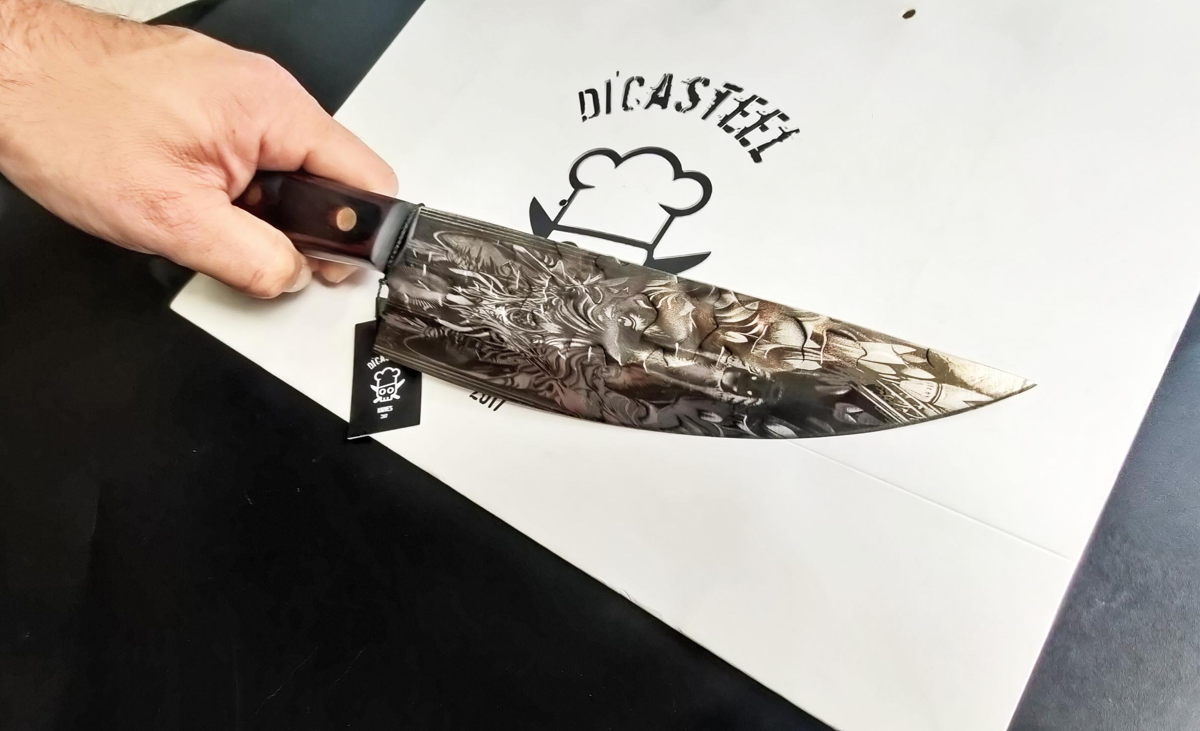 DC-063-Wolf engraving